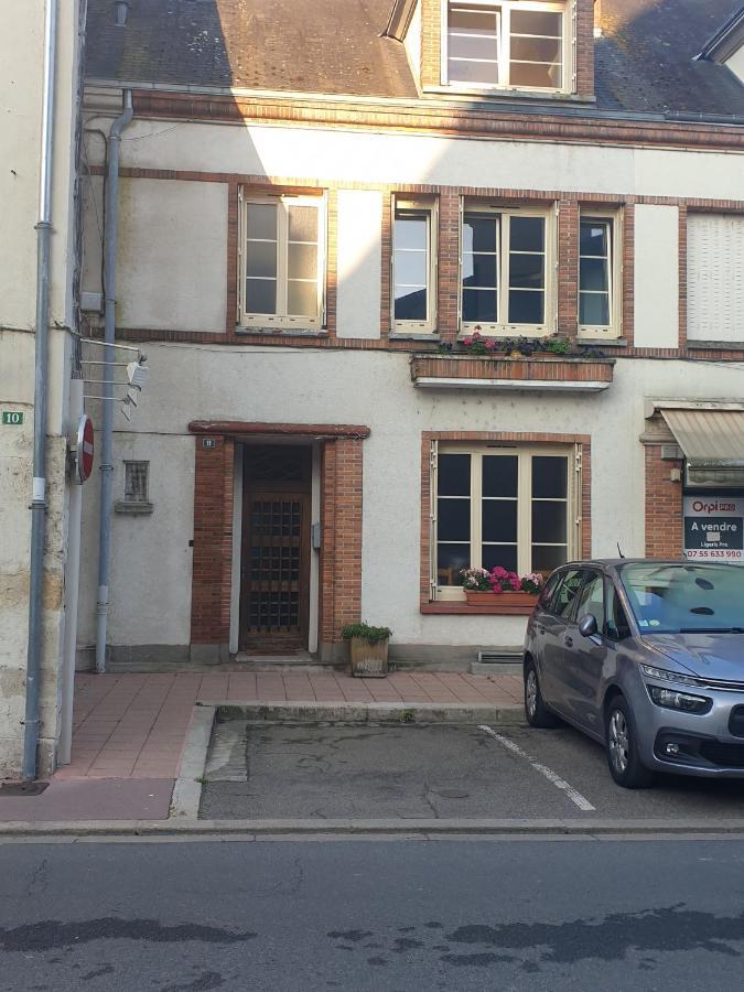 Apartament Les Geraniums Sullylois Zewnętrze zdjęcie