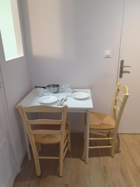 Apartament Les Geraniums Sullylois Zewnętrze zdjęcie